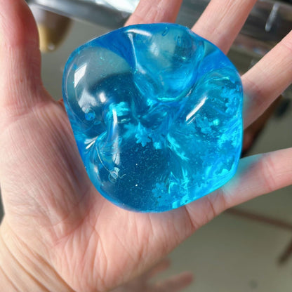 💙 Ice cube squishy for stress relief