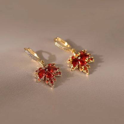 🍁 Red Maple Leaf Zircon Earrings – Sparkling Elegant Leaf Earrings
