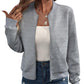 ✨ Nieuw 👩 Cropped dames bomberjack van imitatie suède ✨ Gemaakt van imitatie suède, met een cropped pasvorm en ritssluiting.